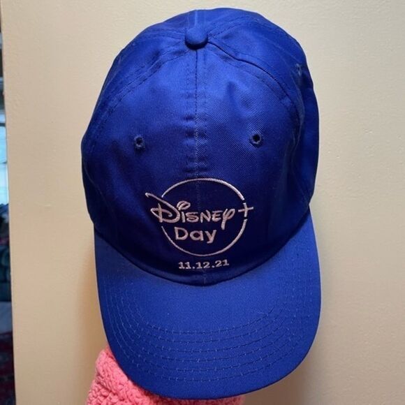 Disney+ plus Day 2021 limited edition 11/12/2021 - Picture 3 of 5